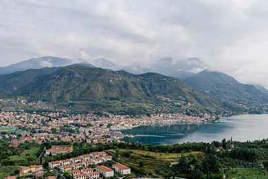 DeFi Token Performance Post-October Crash: Investor Trends & the 2025 Data Outlook